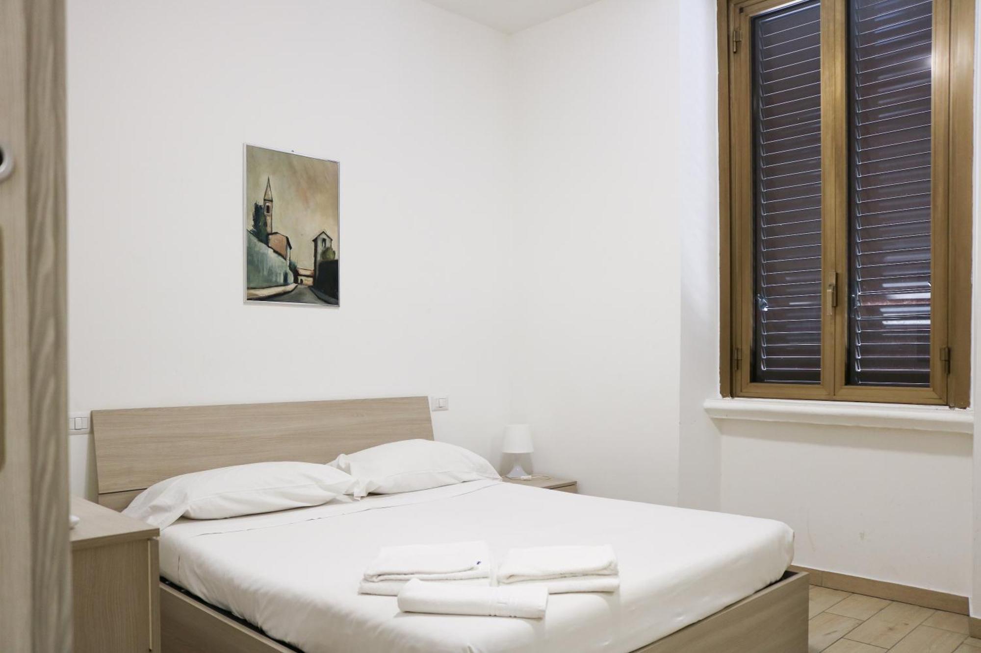 Along The Canal Smart Flat Naviglio - 4 People Corsico Ngoại thất bức ảnh