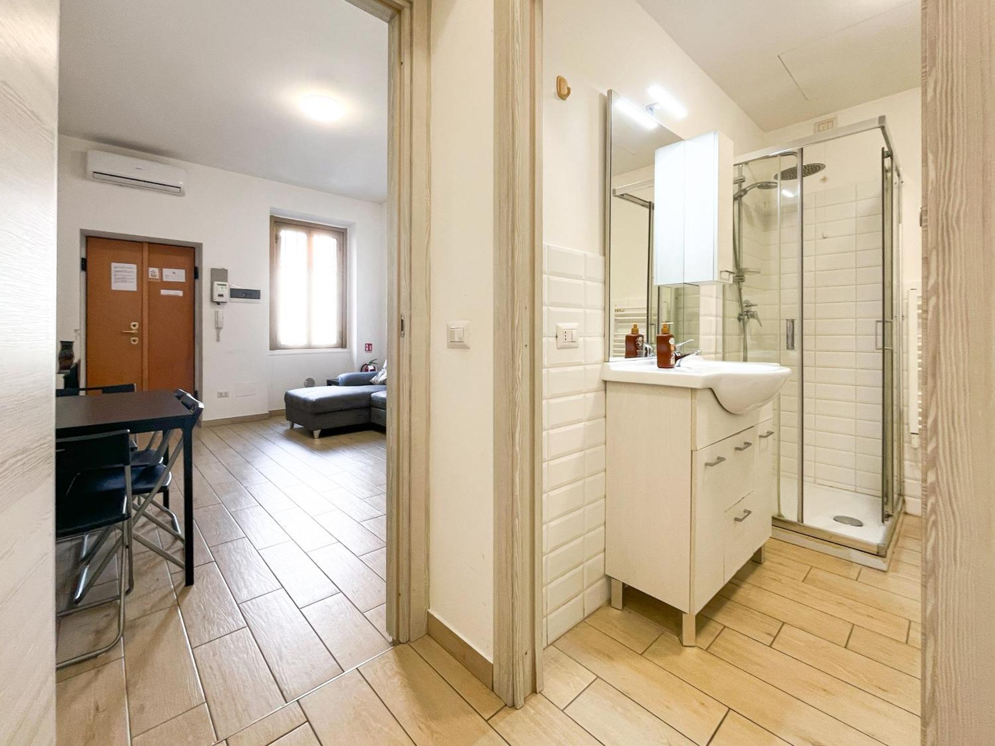 Along The Canal Smart Flat Naviglio - 4 People Corsico Ngoại thất bức ảnh